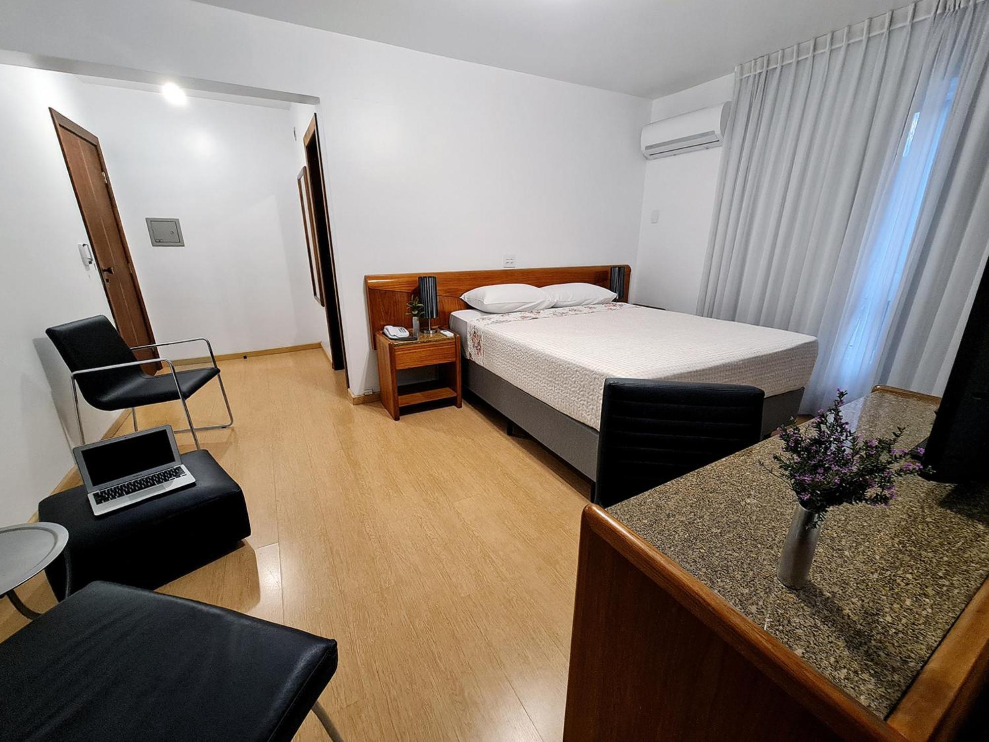 Hotel Germania Джойнвил Екстериор снимка